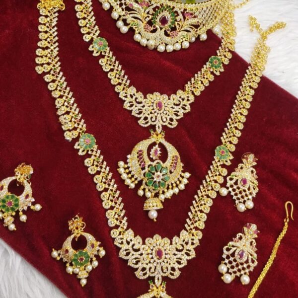 High quality.. Czss gold finish semi bridal set..