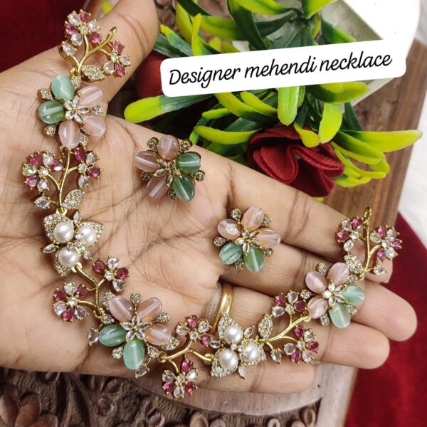high quality..mehendi finish necklace...