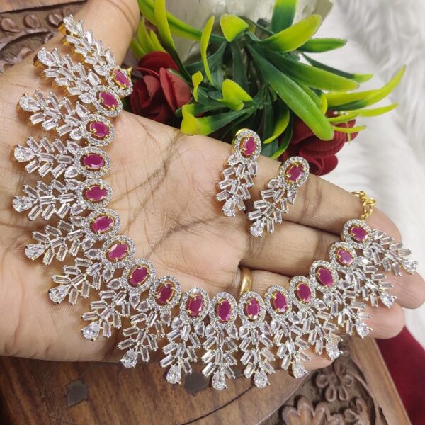 high quality..gj finish designer necklace..