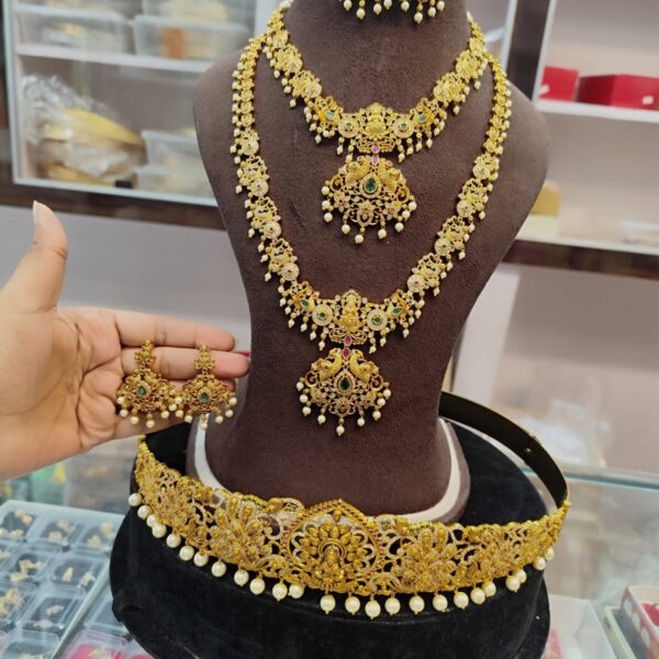 High quality.matt finish bridal set.....
